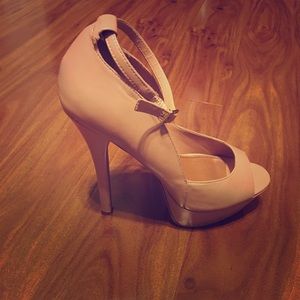 Steve Madden Peep Toe Nude Platform Heels